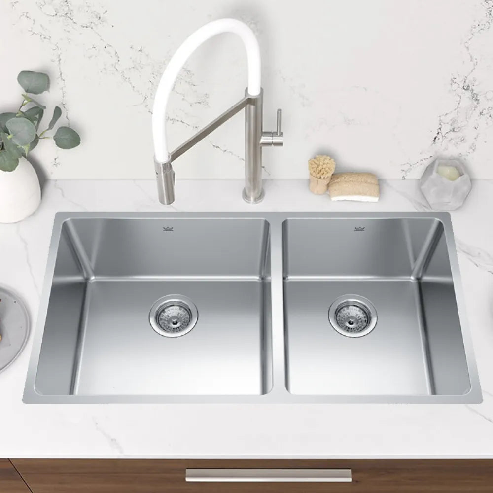 KINDRED - Fregadero de Doble Cubeta de Montaje Bajo BROOKMORE image 4