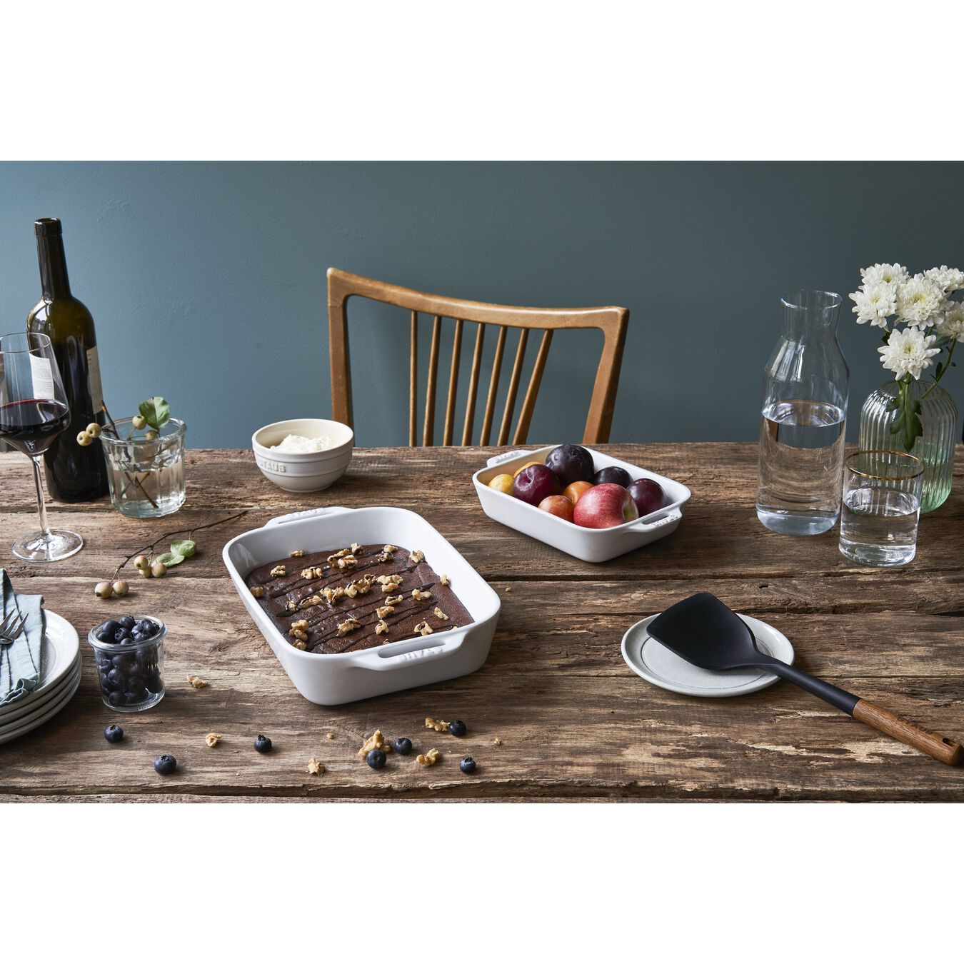 STAUB - Espátula Wok de Silicona Negra image 3