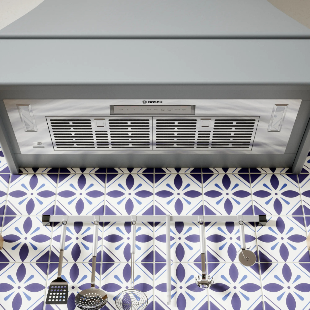 BOSCH - Insert de Gabinete de 36", Serie 800, Profundidad de Gabinete, 600 CFM