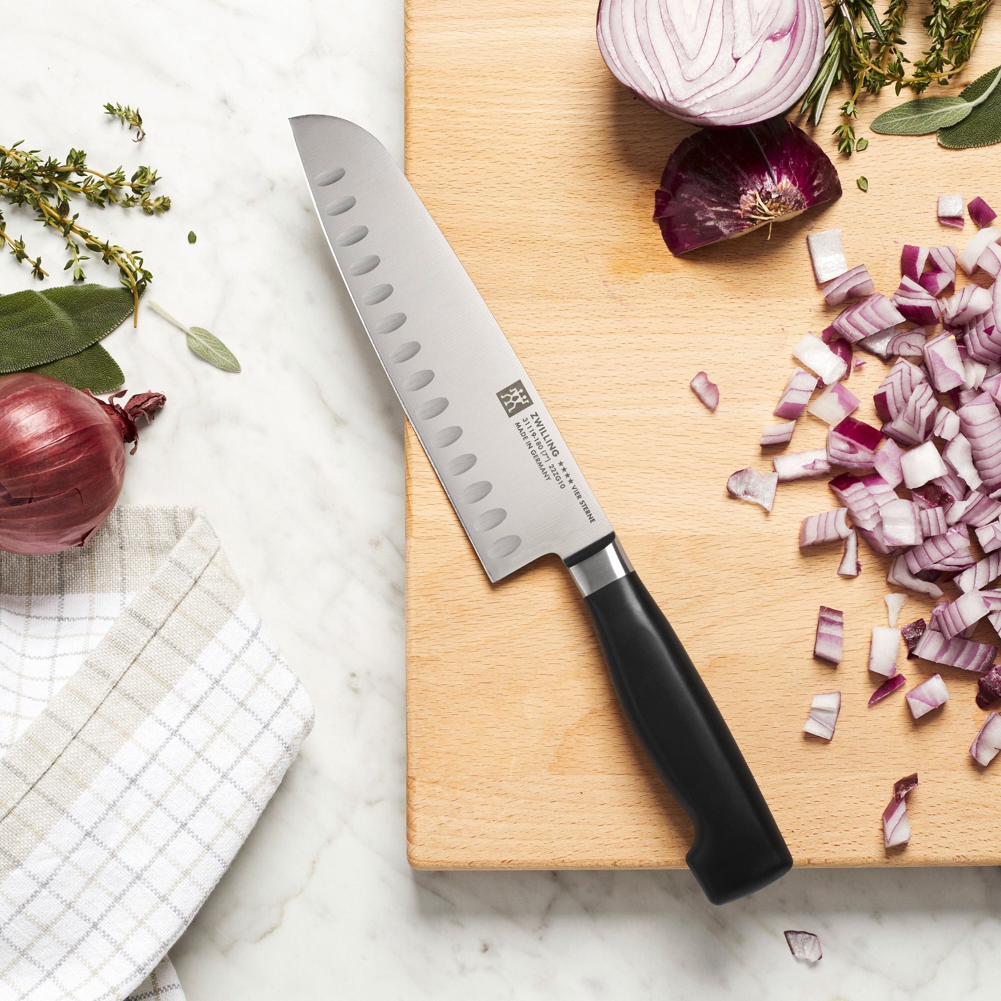 ZWILLING Cuchillo Santoku image 3