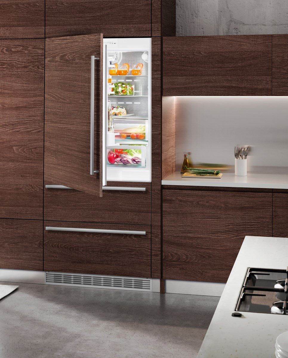 LIEBHERR - Refrigerador Totalmente Integrado con Congelador Inferior - 36" image 2