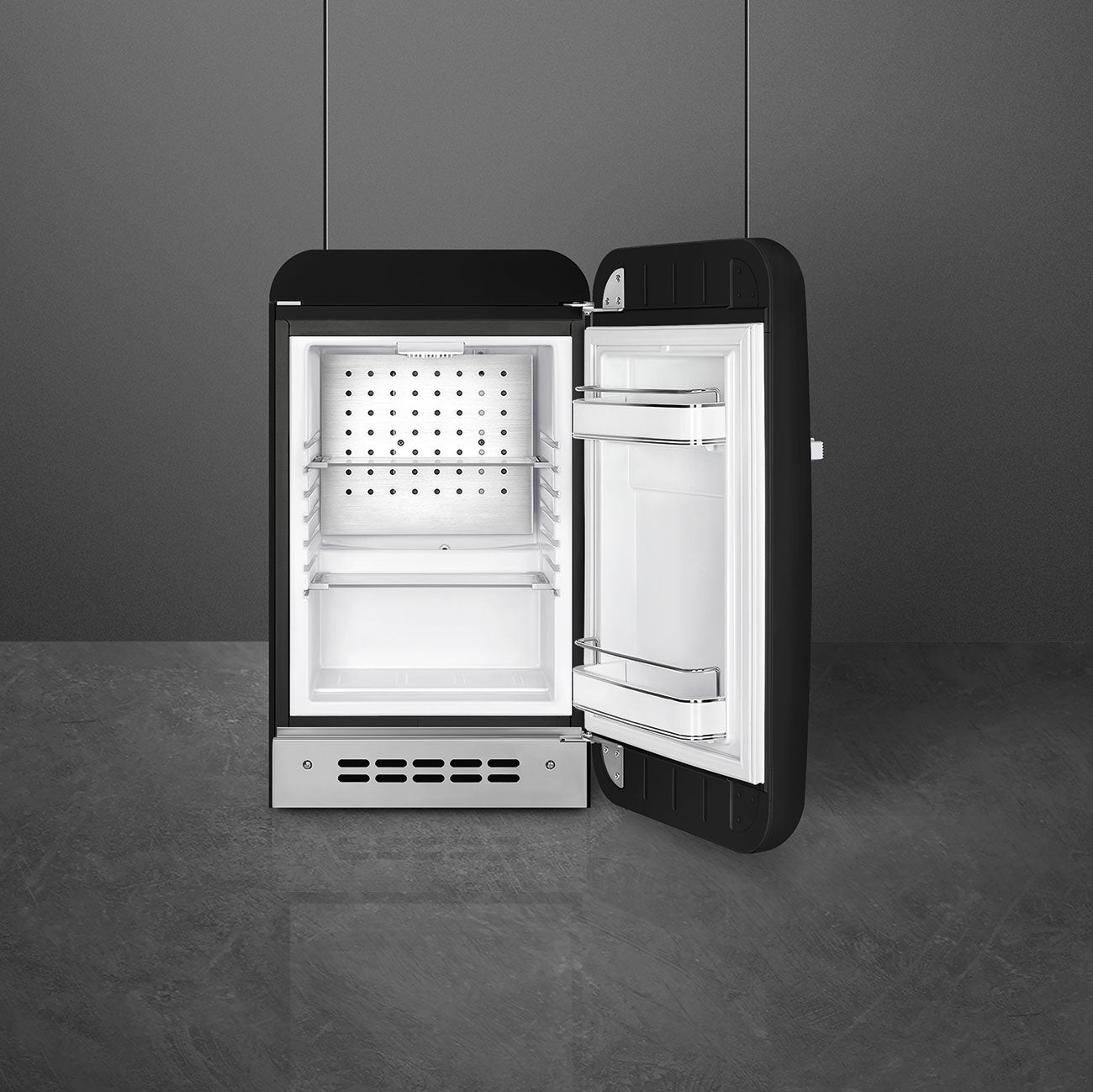 SMEG - Minibar Estilo AÃ±os 50 Capacidad de 38 L - 110V/60Hz - Derecha - Negro image 1