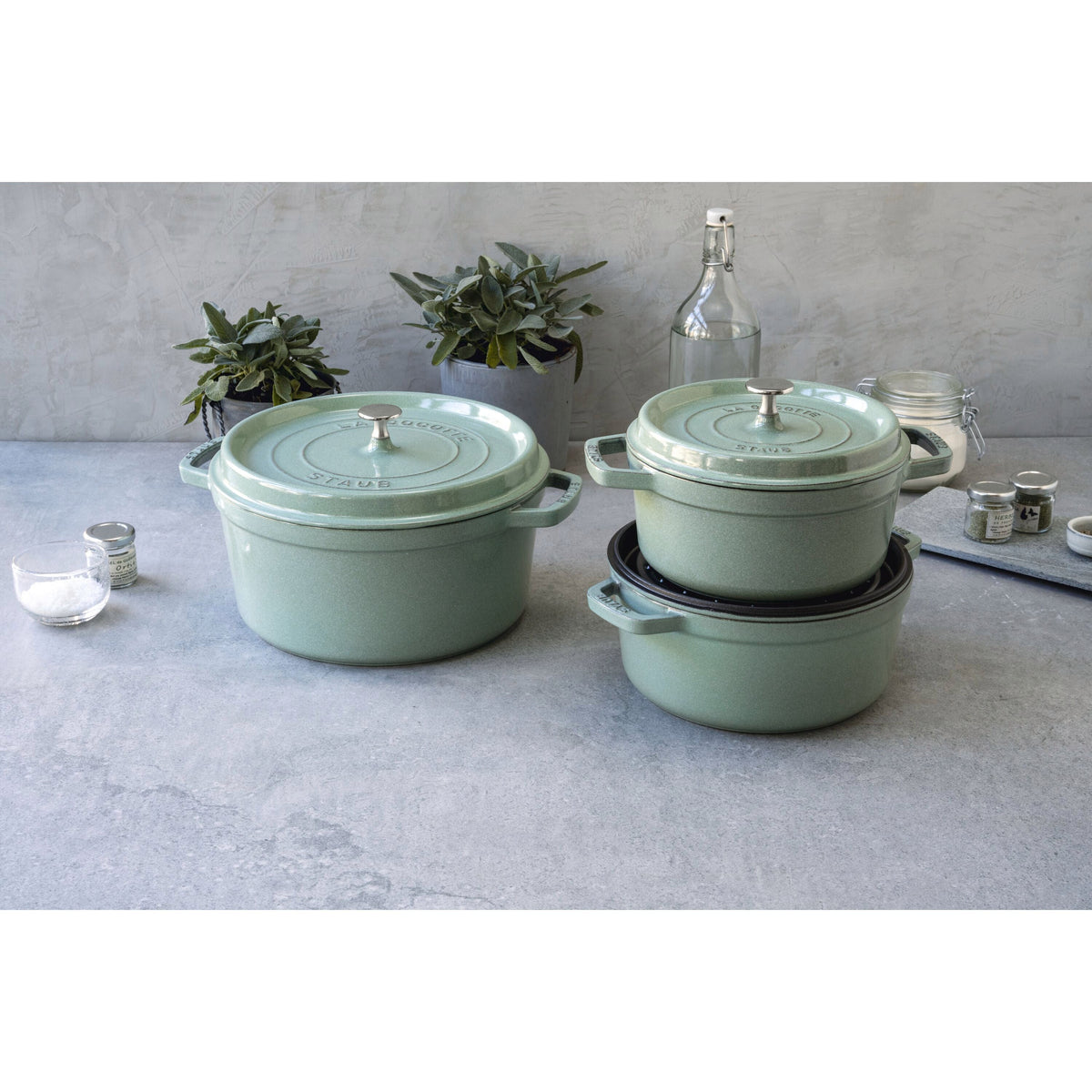 STAUB - Cocotte Redonda de 28cm en Verde Salvia image 2