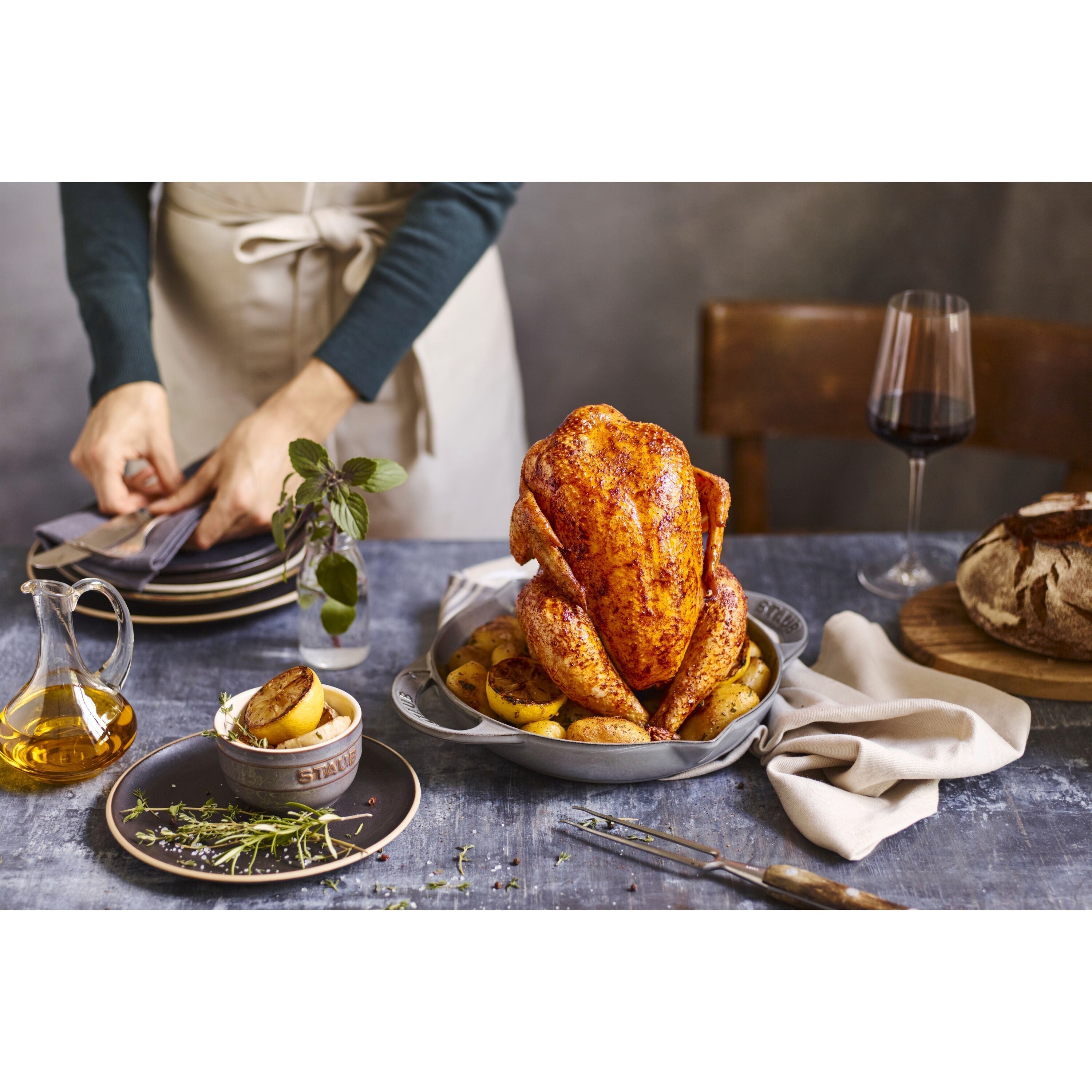 STAUB - Bandeja para Horno de 12cm en Color Gris Uva - Hierro Fundido Redondo image 3